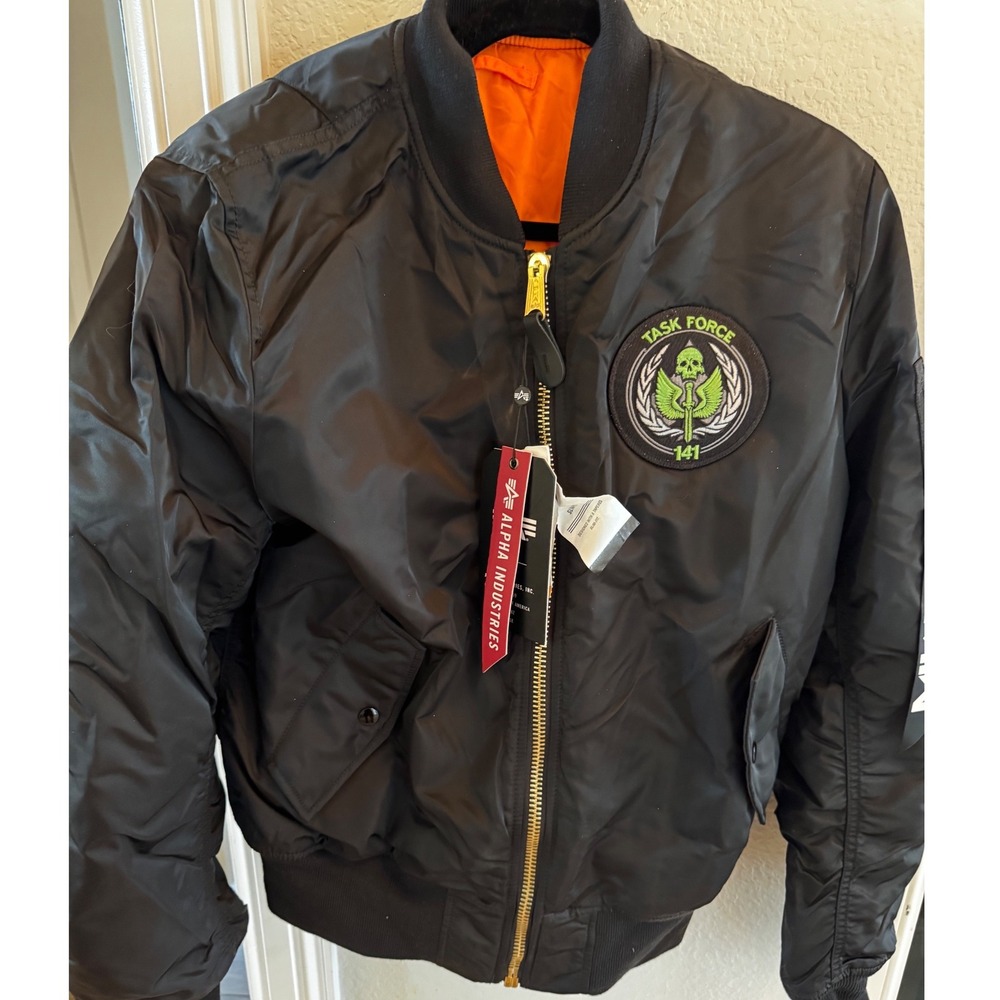 Alpha Industries Call of Duty Modern Warfare II Task Force 141 Bomber Jacket L